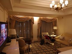 -广州富力丽思卡尔顿酒店