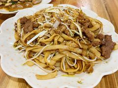 干炒牛河-南记食粥坊·宵夜大排档(莲花总店)