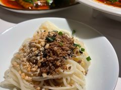 -初蓉丨遇见新川菜(亲贤街荣耀店)