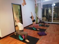 -Yvon yoga 瑜伽·精准体态管理中心