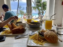 -The Sunny Side Cafe Station 1