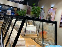 面包甜点陈列柜-爸爸糖吐司面包(南京鼓楼龙江店)