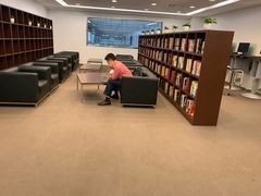 -北京鹏龙大道奔驰4S店(纪家庙店)