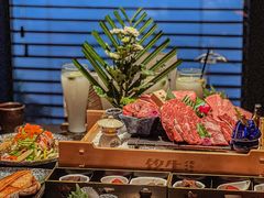 -铭牛烧肉·和牛海鲜自助(高新月牙湖店)