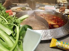 -狼头山火锅 KTV欢唱·烤串(理工大学店)