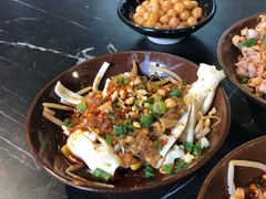 -巴四老城区炭火蛙锅(张江店)