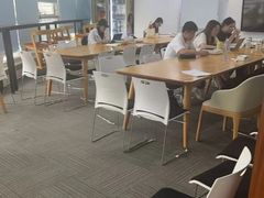 -新航道雅思托福·留学·考研培训(人民广场校区)