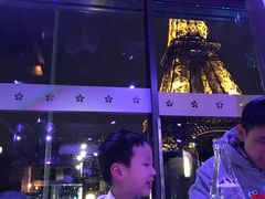 -埃菲尔铁塔