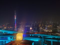 -广州柏悦酒店·悦吧·顶楼露天酒吧