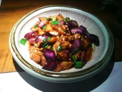 -洞庭土菜小炒馆(易发广场店)