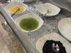 -华邑酒店·鲜艳全日自助餐厅