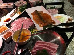 -嘿嘟嘟·肋条烧肉放题(爱融荟城店)