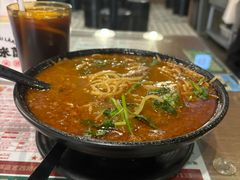 -肥汁米蘭香港米线(定西路店)