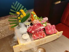 -铭牛烧肉·和牛海鲜自助(高新月牙湖店)