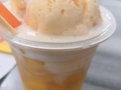 芒果冰雪球-芬芳甜品(同福路店)