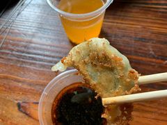 -亮亮烧烤(积玉桥总店)