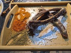 -霸气大叔干锅鸭头·龙虾烧烤·川菜·赛事直播(三里屯店)