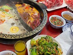 -重庆三峡火锅城(梅林店)