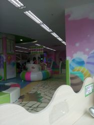 -孩子王童乐园(马群店)