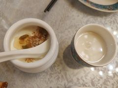 自制酸奶-汗腾格里·风味餐厅(新疆驻京办店)