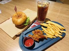 -必胜客(龙泉万达店)