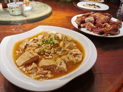 -亚哈饭店(梅园新村小区店)
