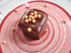 -LES ELITES 英集荟(南京西路店)