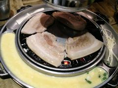 -哈哈碳都·牛肋条无限自助烤肉(台江万达店)