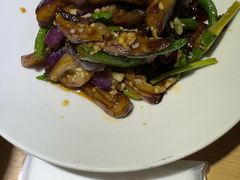 -关东小磨东北菜(上海长风大悦城店)