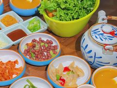 -明洞阿姨·韩式酱蟹烤肉·创意料理(三元桥店)