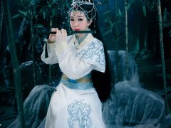 -九月鹰飞汉服摄影工作室