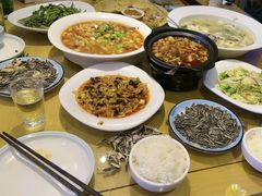 -严记小天府酸菜鱼(西四路店)