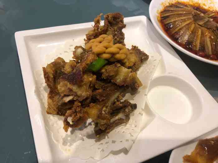 湖锦酒楼(菱角湖万达广场店)