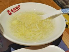 -呷佬·长沙手工米粉(金沙江路店)