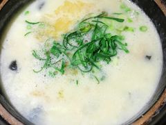 皮蛋瘦肉粥中-隆喜元鱼汤包·海鲜(中联广场店)