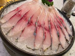 中山脆肉鲩片-顺德公广东猪肚鸡·煲仔饭(白石洲店)