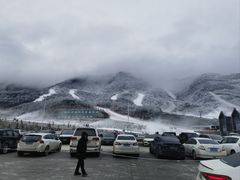 -鳌山滑雪度假区
