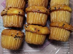 -金色麦甜糕点(面包.蛋糕.华苑店)