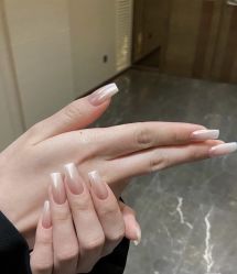 -董小姐日式美甲美睫·皮肤管理