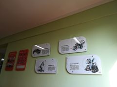 -蓝精灵创客少儿编程(百步亭中心)