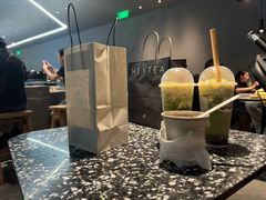 -喜茶(深圳万象城黑金店)