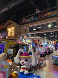 -卡通尼乐园(新达汇三林店)