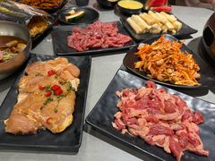 -啊美丽炭火烤肉(滑翔一店)