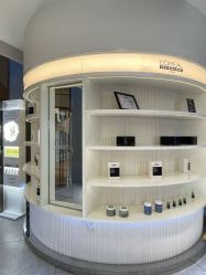 -PE SALON