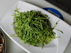 -鑫悦楼煎蟹·16年海鲜大排档