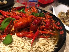 -沪小胖小龙虾(淮海中路旗舰店)