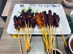 -东海岸人工湖美食村