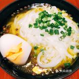 深夜食堂！来一碗开胃的尖椒鸡丁面吧～