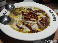 -太二酸菜鱼(菱角湖万达店)