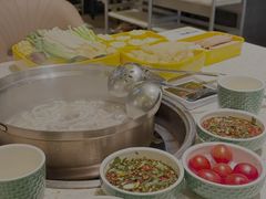 -润园四季椰子鸡火锅(卓越INTOWN店)